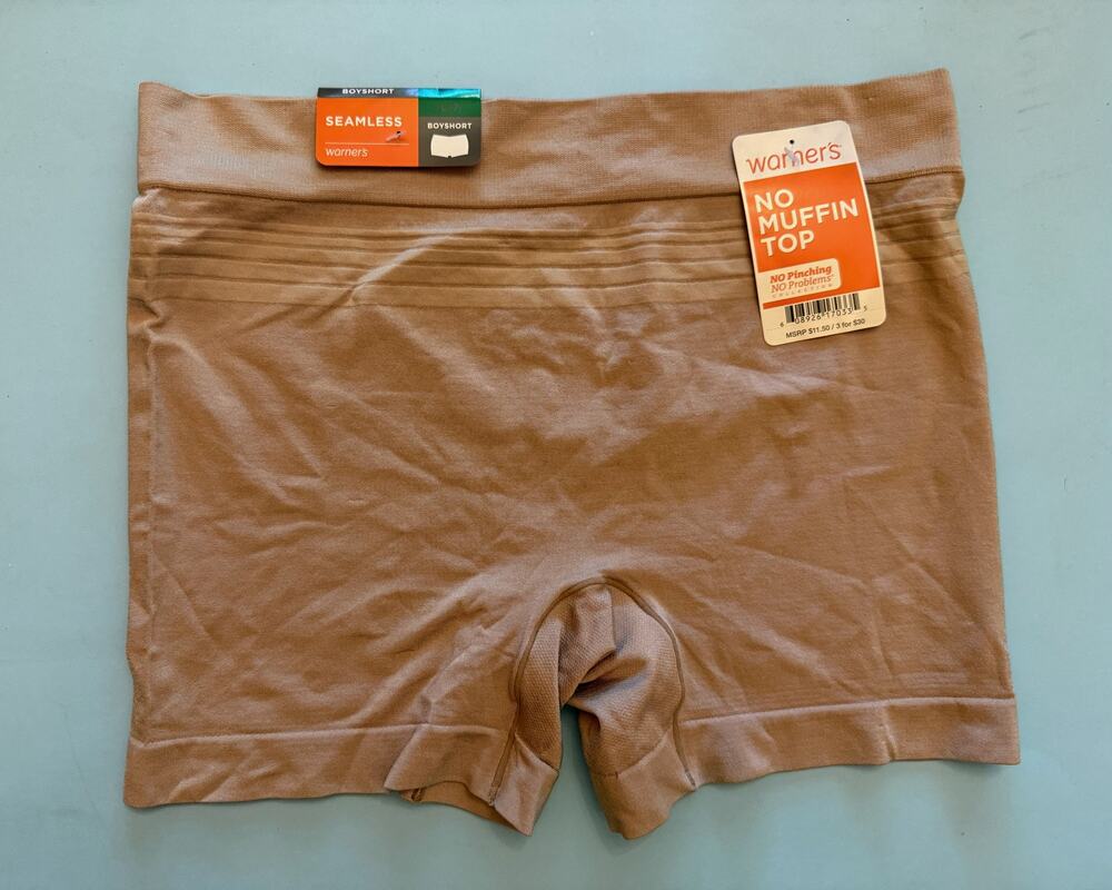 NWT Warner’s No Muffin Top Seamless Boyshort Panties Nude Size L/7